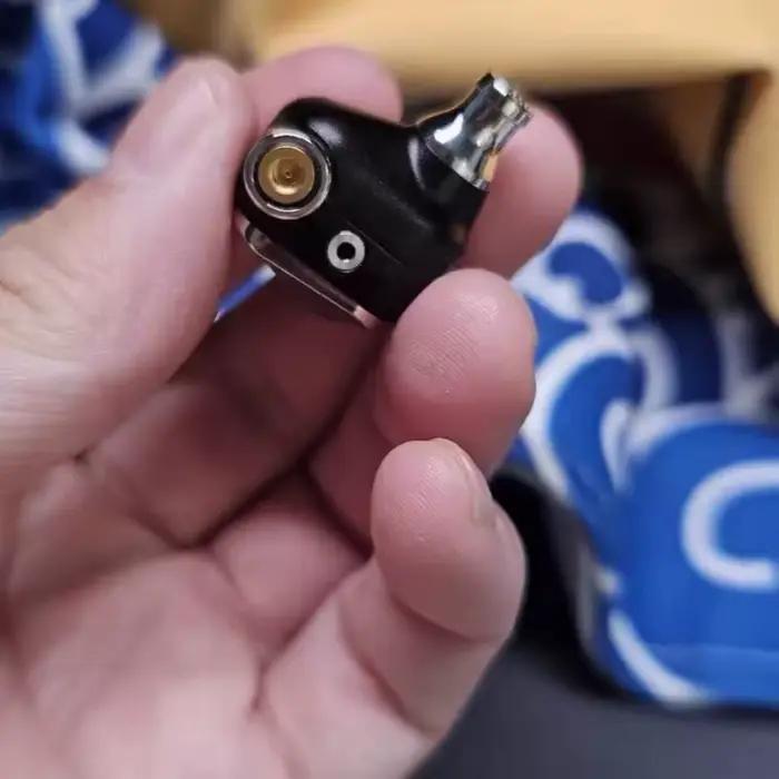 XSL IRiver Pathfinder 2BA + 2DD hybride haute fidélité dans l'oreille écouteurs MMCX
