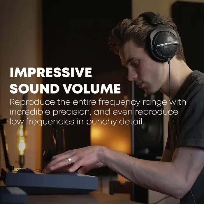 Casque de studio Beyerdynamic DT770 PRO conduction fermée audio haute résolution pour enregistrement mixage occasions professionnelles amateurs