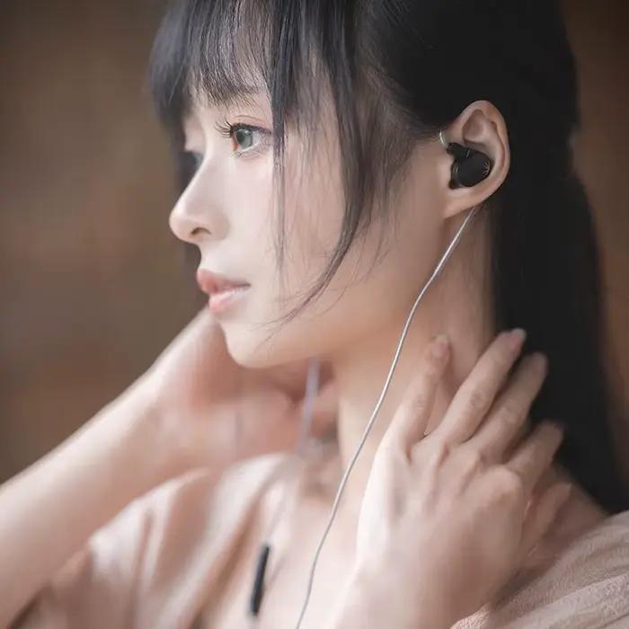 Écouteurs intra-auriculaires MOONDROP CHU II DSP haute performance avec transducteur dynamique USB-C